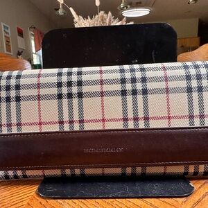 Burberry Nova Check Long Flap
Women Wallet